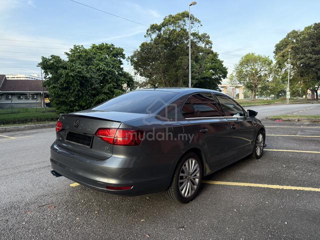 2017 Volkswagen JETTA 1.4 TSI HIGHLINE (CKD) - 4
