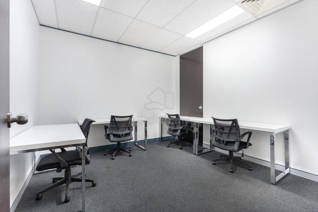 Serviced office space for 15 employees in Regus BBT One 1