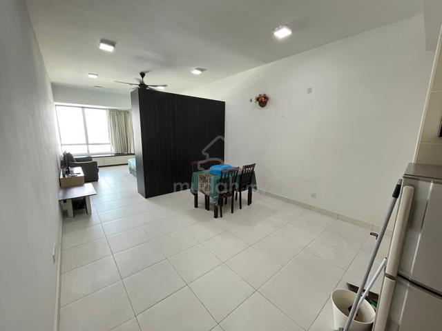 Akademik Suite 1