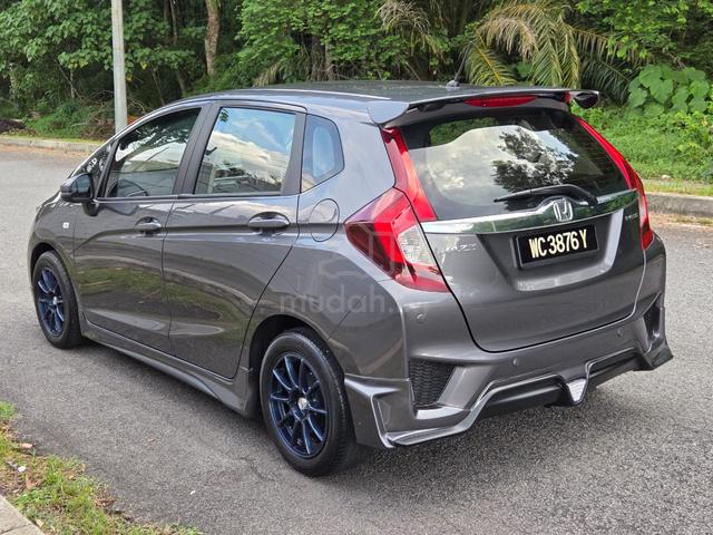 ORI 2016 Honda JAZZ 1.5 (A) Low Mileage Condition - 4