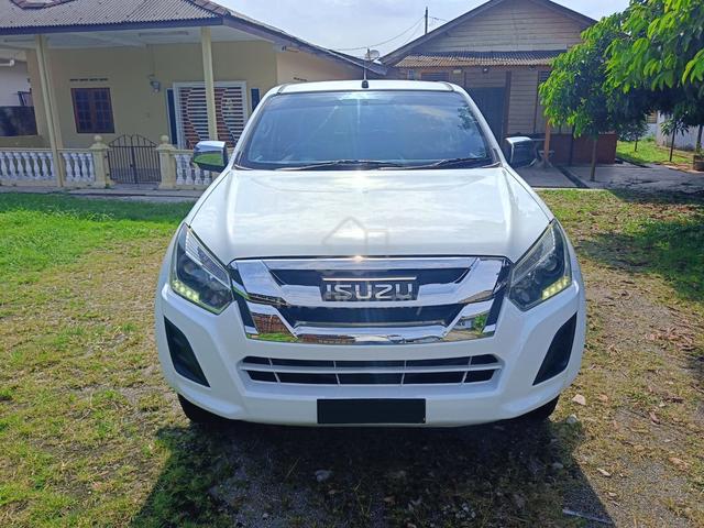 2017 Isuzu D-MAX 2.5 4X4 (M) ALL ORI CONDITION - 2