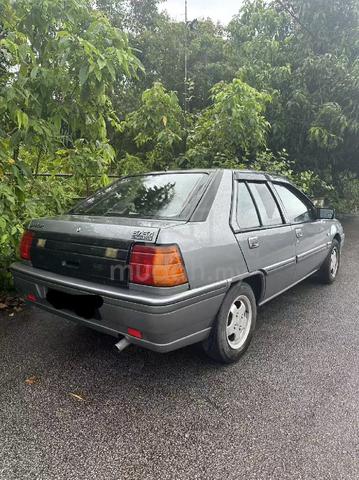 Proton ISWARA 1.5 (M)  2005 - 2