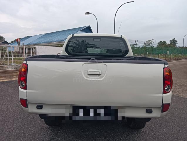 2013 Mitsubishi TRITON 2.5 VGT KB4TGYXZPR (A) - 4