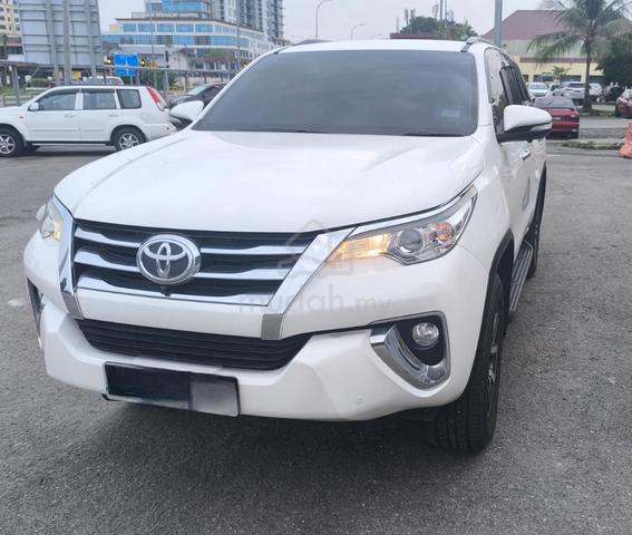 2016 Toyota FORTUNER 2.5 G (A) - 1