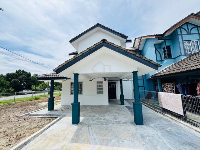 Fasa 2 Bandar Puncak Alam, 2 Storey Corner Lot NEW Painting 1