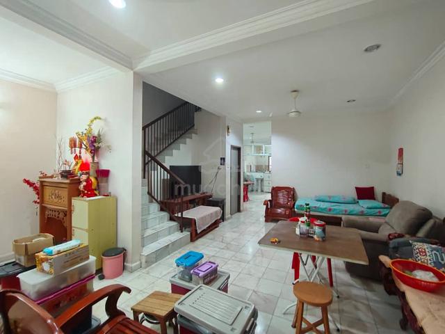 OPEN FACING💥TAMAN INTAN Double Storey Terrace House For Sale 1