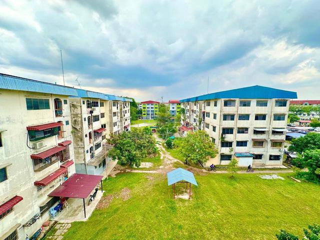Flat PKNS Seksyen 24 Shah Alam 1