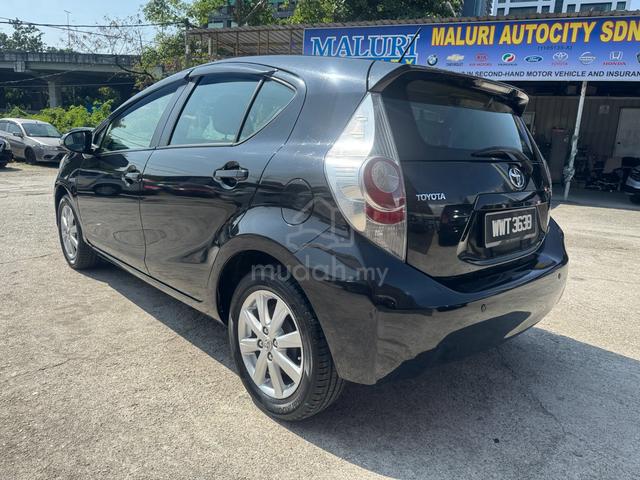 PRIUS C 1.5 HYBRID,PushStart,LeatherSeat,UncleOwne - 4