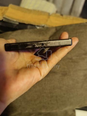 Motorola raz phone 2 gaming phone - photo 5 of 6