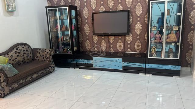 Selangor Klang Partially Furnished 2-Storey Terraced House For Rent 1