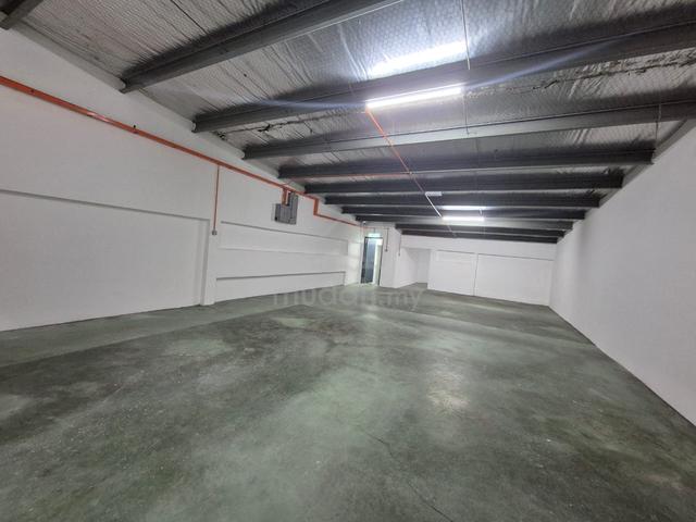 Diamond Valley 2-Storey Factory Warehouse For Rent 1