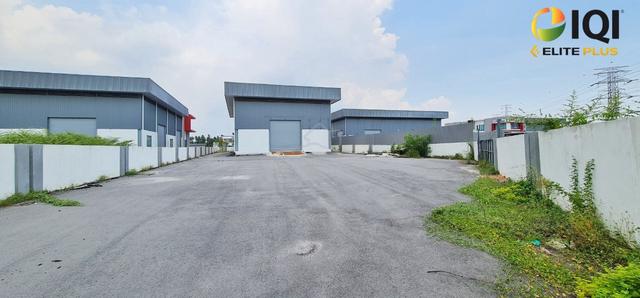 Detached Factory for Rent at Saga Jaya, Perai Land Area: 17,000 sqft 1