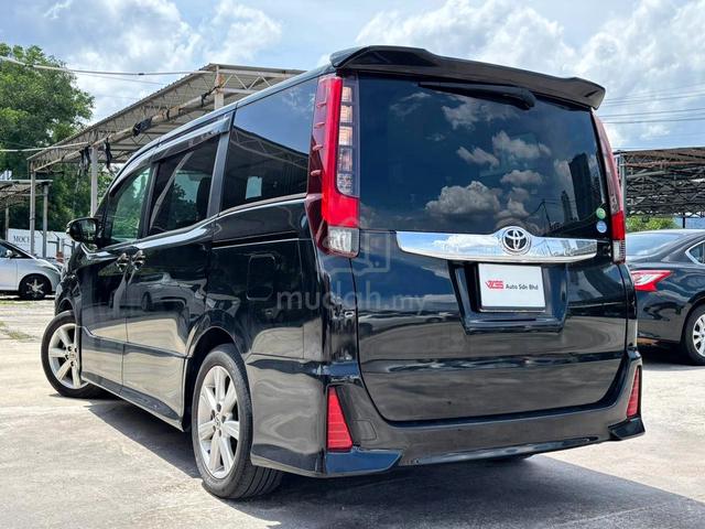 Toyota NOAH 2.0 SI 7 seater CBU MPV - 2