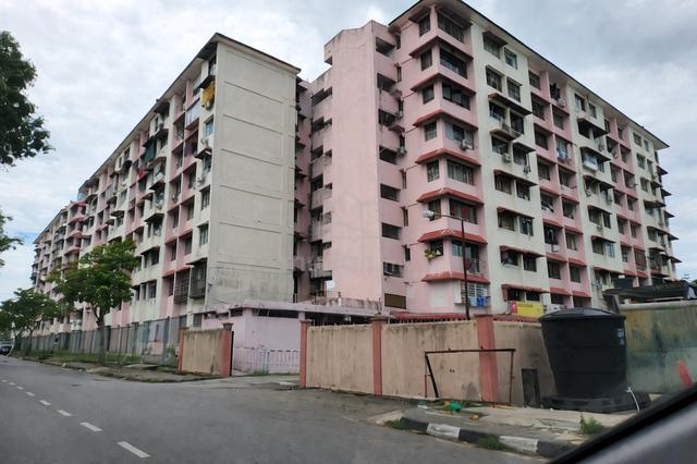 Desa Mutiara Indah Apartment 1