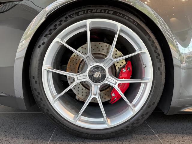 2022 Porsche 911 GT3 Touring APPROVED CAR - 5
