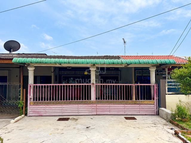 Single Storey Cantik Taman Pantai Batu Pahat_Full Loan 1