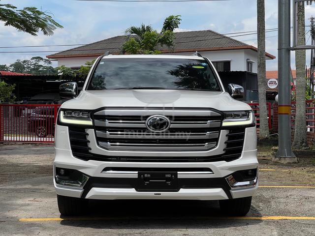 BLACK INTERIOR 2024 Toyota LANDCURISER 3.5 ZX  - 2