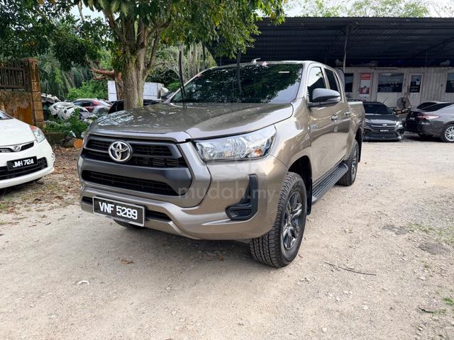Toyota HILUX 2.4 Car king (A)-24 - 2