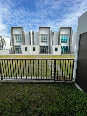 CASHBACK RM30K!!Rumah Baru!!!Teres 2 Tingkat La Casa Lunas 1