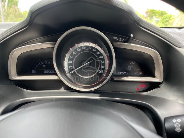2016/2017 Mazda 3 2.0 SKYACTIV (A)full loan orcash - 3