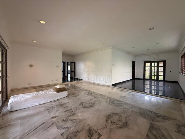 KLCC 2 Storey Bungalow Unit @ Jalan Maktab, Jalan Tun Razak 1