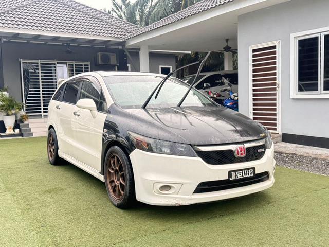 2006 Honda STREAM 1.8 RSZ (A) - 1