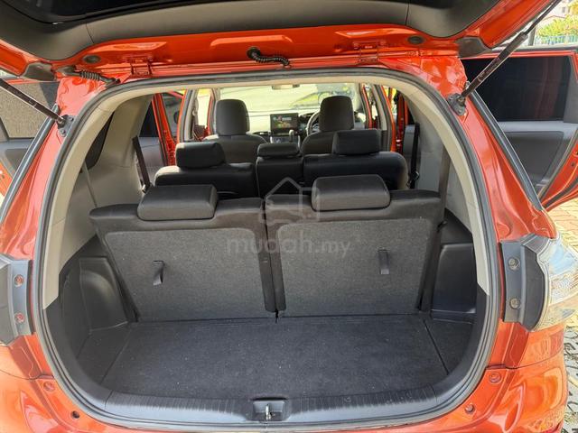 2014 Toyota WISH 1.8 X ZGE20G FACELIFT (A) - 5