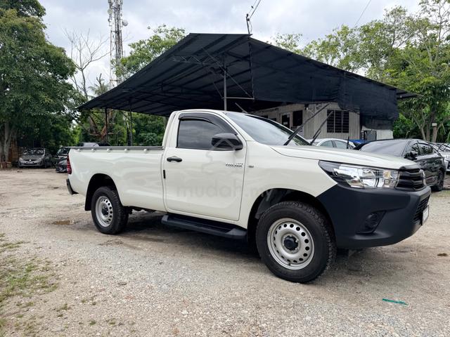 Toyota HILUX 2.4 Single Cab Car king 12k km(M)-25 - 3