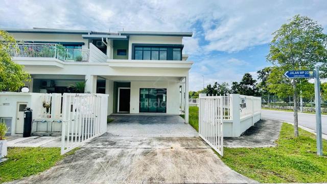 Corner Lot, Double Storey Avista Kota Warisan, Warisan Puteri Sepang. 1