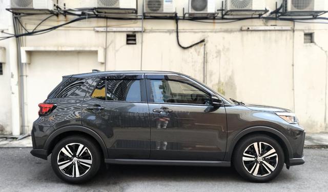 2023 Perodua ATIVA 1.0 H (A) ⭐ LIKE NEW CONDITION - 3