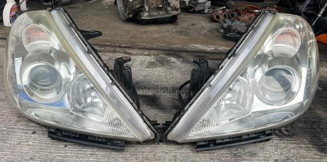 Nissan Latio C11 Head Lamp Projetor Hid Set V1 - photo 2 of 6