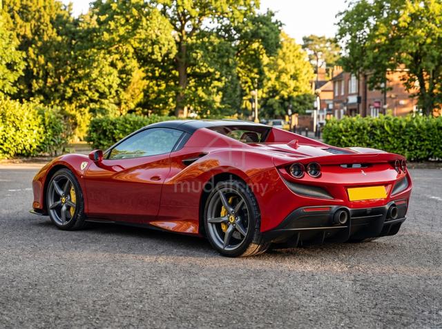 2022 Ferrari F8 Spider LIFT/SURROUND VIEW/CARBON - 2