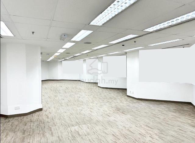Menara Bintang Goldhill freehold with 25 car park lots 1