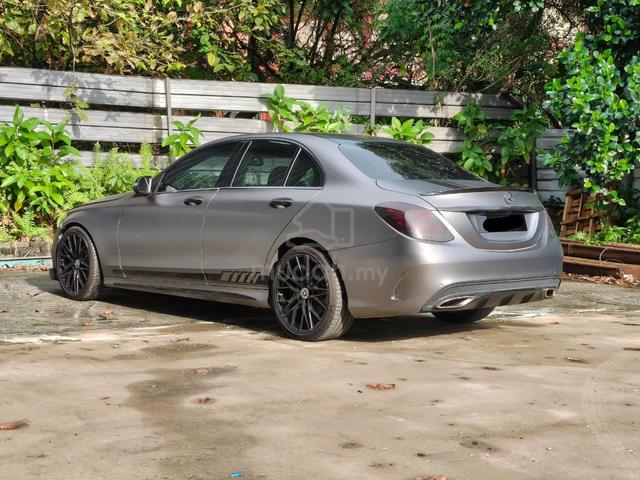 2019 Mercedes Benz C200 AMG LINE 2.0 - 2