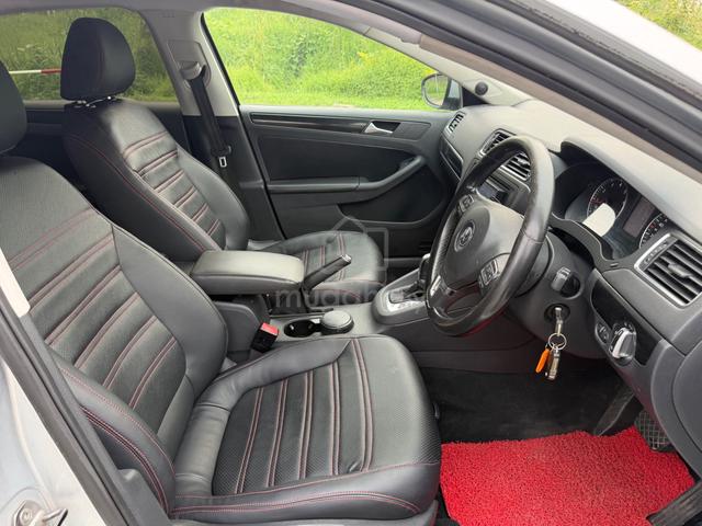 2012 Volkswagen JETTA 1.4 TSI (CBU) (A) - 5