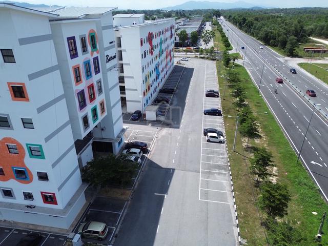 SOHO Lestari IUS Seri Iskandar Perak 1