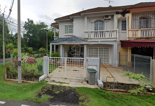FOR SALE: Corner Lot Double-Storey Terrace House @ Bandar Putra, Segam 1