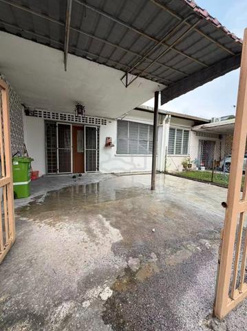 Happy Garden 1 Storey Terrace House For Sale 1