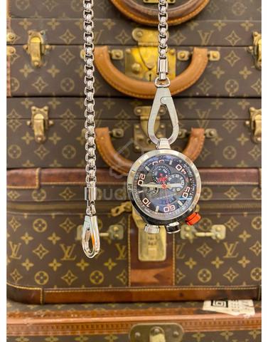 Carousel Image
