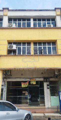 Air Putih shop for sale 1