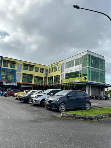 Jalan Astana 3 Storey Shophouse For Sale 1