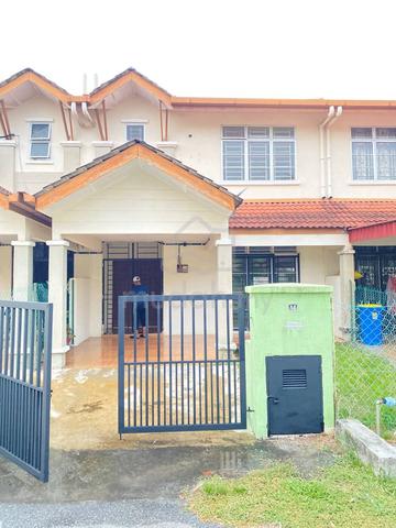 Rumah Teres 2 Tingkat untuk Disewa di Taman Banting Baru, Banting 1