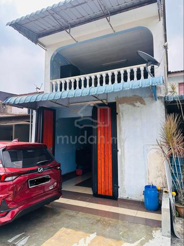 Double story low cost house 1