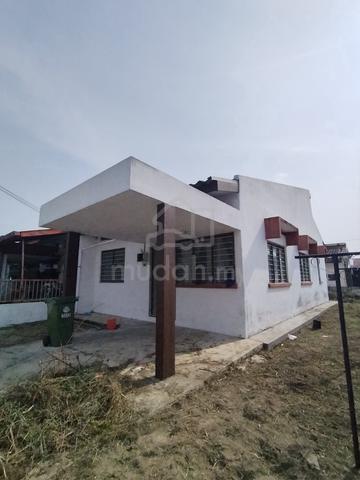 Gunung View Single Storey Intermediate Corner House For Sale 1