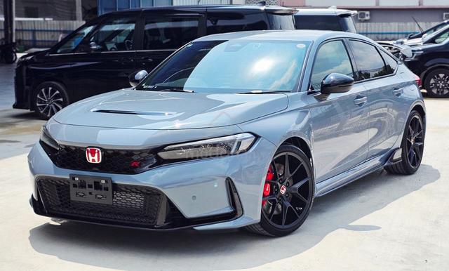 2025 Honda CIVIC TYPE R RACING BLACK EDITION (M) - 4