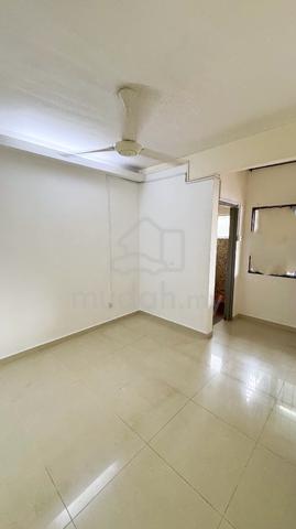 The Lumayan Apartment 3
