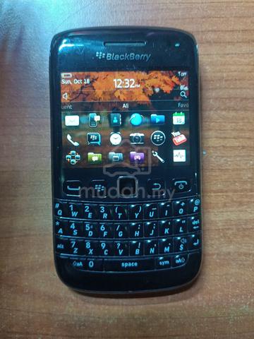 Blackberry Bold 9790 - photo 3 of 6