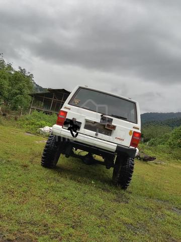 1996 Jeep CHEROKEE 4.0 (A) - 4