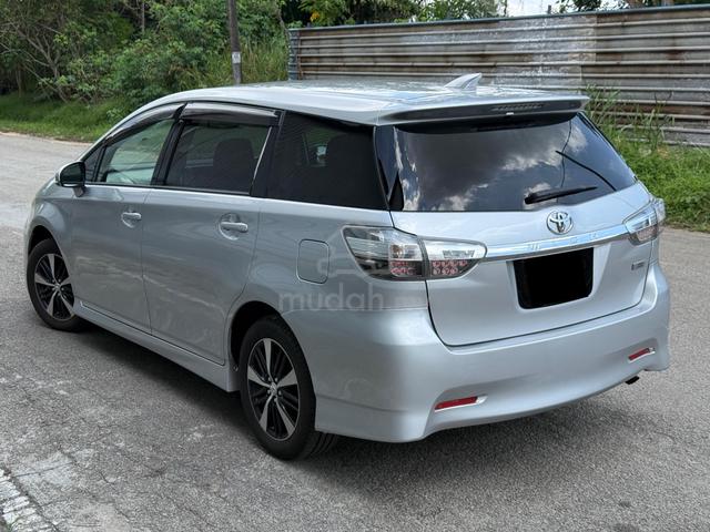 2013 Toyota WISH 1.8 S FACELIFT (A) *CAR TIPTOP* - 2