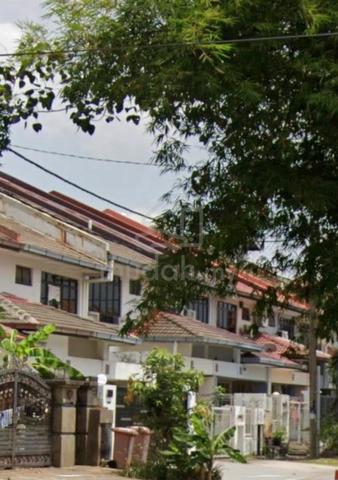 2.5 STOREY LINK HOUSE at BANDAR UTAMA 11, PETALING JAYA (Renovated) 1